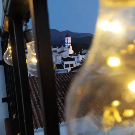 Casa Perejil, Un Balcon Al Genal Holiday home