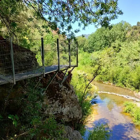 Casa Perejil, Un Balcon Al Genal
