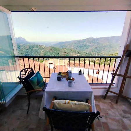 Holiday home Casa Perejil, Un Balcon Al Genal