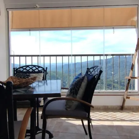 Casa Perejil, Un Balcon Al Genal *